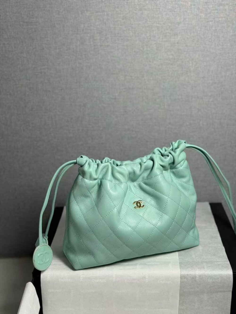 Classic CHANEL bag: A Stylish and Versatile Choice for Elegance